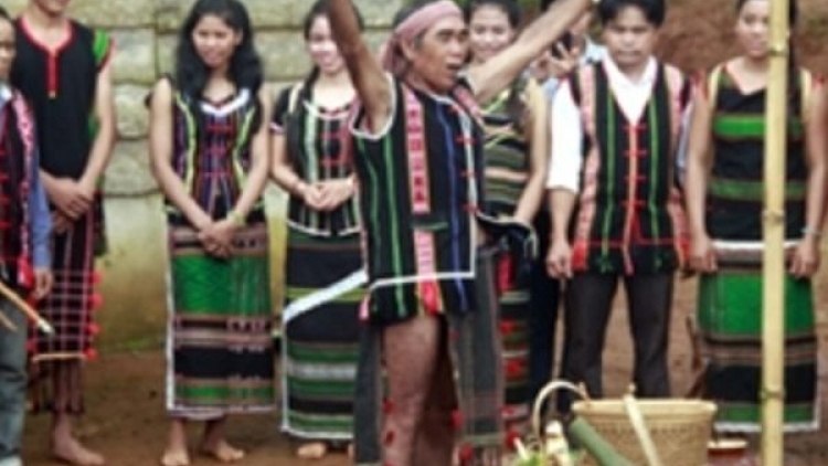 Et xoi  đei ‘mi kơ bơngai M’nông Đăk Nông