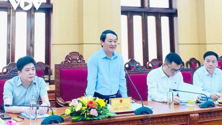 Quảng Ngãi pay đoọng zên pa dưr tr’mông tr’meh pr’ăt tr’nơt zr’lụ đha nuôr acoon coh lâng da ding ca coong năc đhêêng bơơn k’noọ 5%