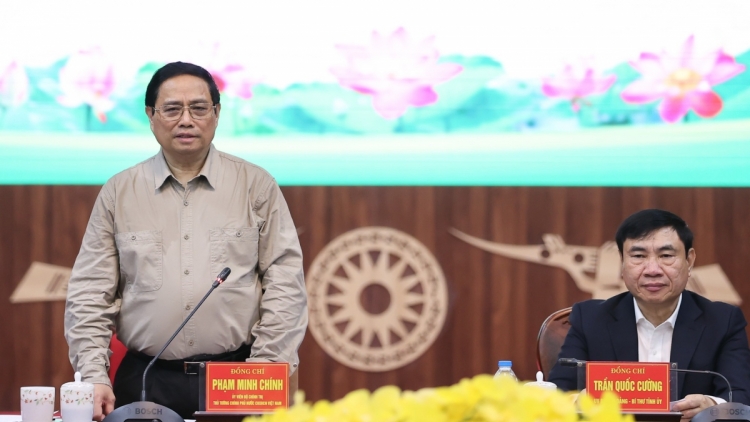 Khua knŭk kna Phạm Minh Chính ngă bruă hŏng dhar bruă gĭt gai Đảng čar Điện Biên 