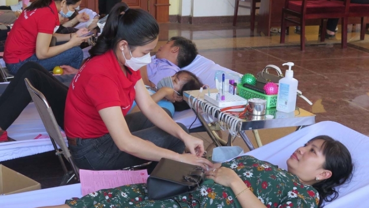 Lăn Dap Kngư gĭr myơr êrah đru mnuih