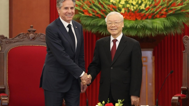 Tổng Bí thư Nguyễn Phú Trọng tr’lum lâng Ngoại trưởng Hoa Kỳ Antony Blinken