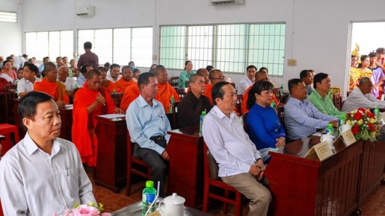 វិញឡុងគិតគូជីវភាពរស់នៅជូនជនរួមជាតិខ្មែរ។