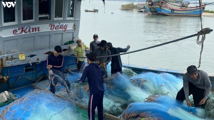 OH HU MENUAC NGAK NAO TASIK, PO GILAI IKAN DI BA RIA-VUNG TAU GAOK KAN KANDAH