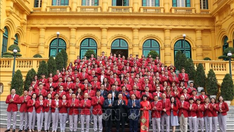 AKOK NEGAR VÕ VĂN THƯỞNG HU TAOM GAOK SAONG POK MEYAOM VAN DONG VIEN SAONG URANG GRU PASRAM NAIH GHEIH DI KAPOL THỂ THAO VIỆT NAM DI SEA GAMES 32