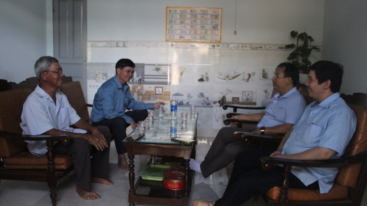 Dak Lak: Nau săk tam tă bah tơm prăk Đảng viên têm nkrem ƀư tĭng nau ueh ang bah Hồ Chí Minh