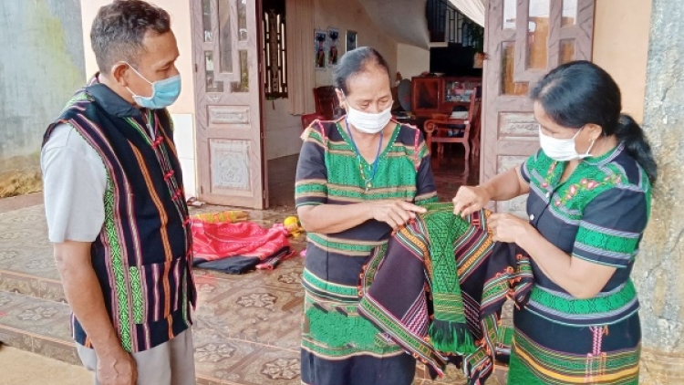 Mò H’Đăn sền gàr broă tàñ ồi kòn cau M’nông