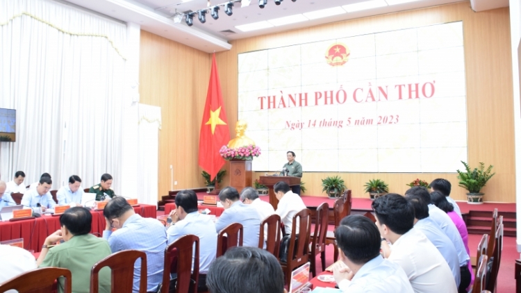 Thủ tướng Phạm Minh Chính bơ̆jang hăm kơdră chĕp kơ̆l pơklei tơm Cần Thơ 