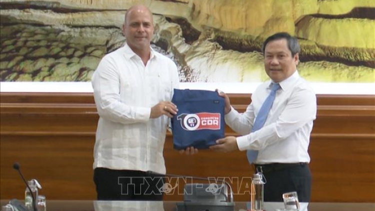 C’bhúh Đại biểu bha lâng Ủy ban zư lêy Cách mạng Cuba lưm tỉnh Quảng Bình