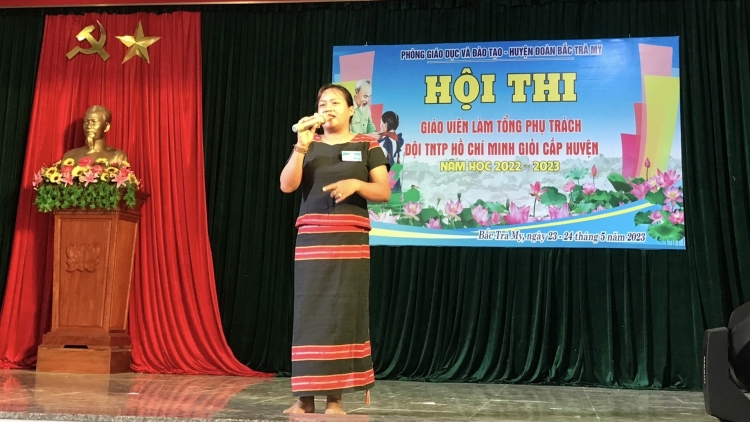 Bắc Trà My (Quảng Nam): 16 giáo viên ting pâh tr’thi Tổng phụ trách t’bech cấp chr’hoong