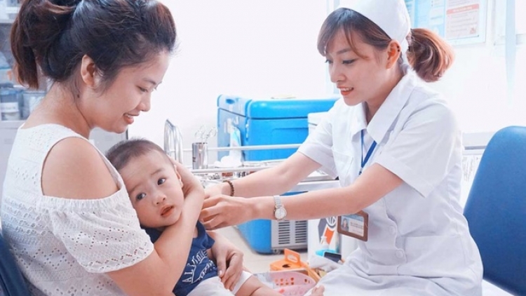 Prang k’tiêc k’ruung lứch vắc xin 5 coh 1, Bộ Y tế prá xay cơnh ooy?