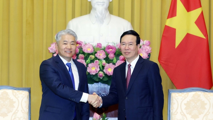 Củ tịc lơgar ồng Võ Văn Thưởng wă Mpồl duh broă lơngăp lơngai dà lơgar Mông Cổ