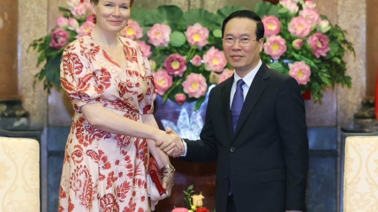 Kruanh dak Võ Văn Thưởng wơt ur kđăch Bỉ nkre ƀư Kruanh danh dự UNICEF Bỉ 