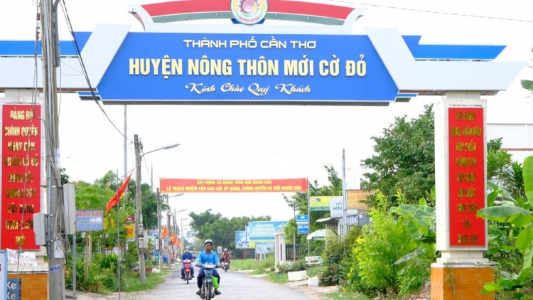 CẦN THƠ: SALIH BAHRAU KHANG DALAM BRUK PADANG NGAK PALEI PALA BAHRAU DI CỜ ĐỎ