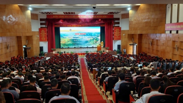 Dak Nông nsrôih rgâl dơh glêh siƀŭt