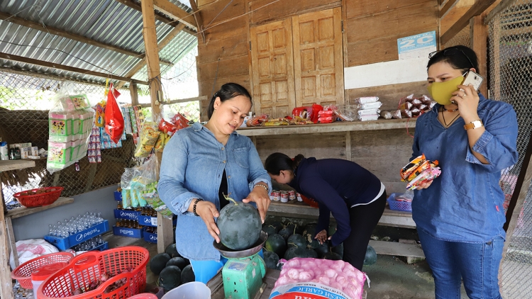 Pân đil dading k’coong ơy n’năl bhrợ t’vaih cr’van cr’bhộ