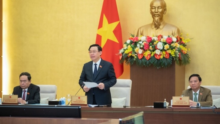 UBTV Quốc hội prá xay ooy bh’rợ pác đoọng zên xay bhrợ âng Xa nay bh’rợ pa dưr cớ lâng pa dưr râu dưr vaih âng kinh tế - xã hội