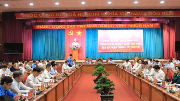  Bi trông bruă mđĭ kyar đảng viên hlăm dŭm anôk duh mkra êngao knŭk kna ti alŭ wăl kwar krah – lăn dap kngư 