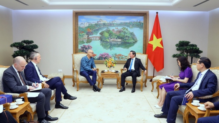 Groi Thủ tướng Trần Hồng Hà vơt nŭih ntoh măt bah dak Hà Lan