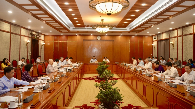 Khua gĭt gai Đảng Nguyễn Phú Trọng kiă kriê klei bi kƀĭn mă klei blŭ bruă ksiêm wĭt hlue ngă hdră mtrŭn mrô 23/NQ/TW 