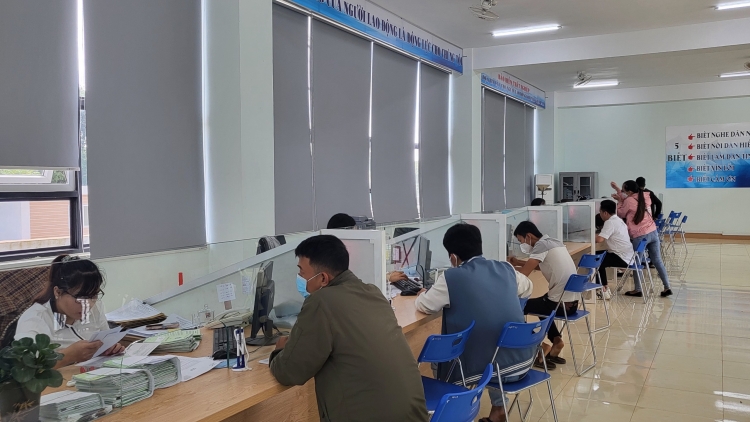 Dak Lak: Sŏk ndơ̆ 90 rmen prăk bảo hiểm ntop kơl roh nău kan