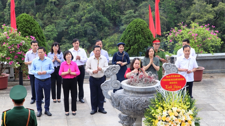 Phŏ Kơdră teh đak Võ Thị Ánh Xuân năm ngôi păng bơ̆jang tơ̆ dêh char Cao Bằng