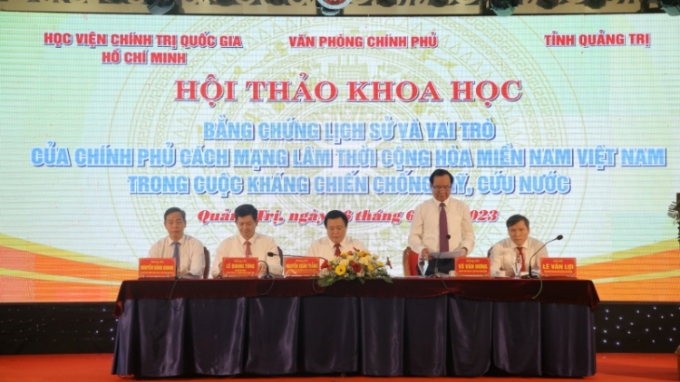 Cribơyai khoa họk “Cơng tàng kah yau mờ gơnoar broă bơh Cíñ phủ Kăc màng ing Kộng hoà tiah đah jum lơgar Việt Nam tàm dơ̆ tam lơh mờ lơgar Mỹ dong klàs dà lơgar