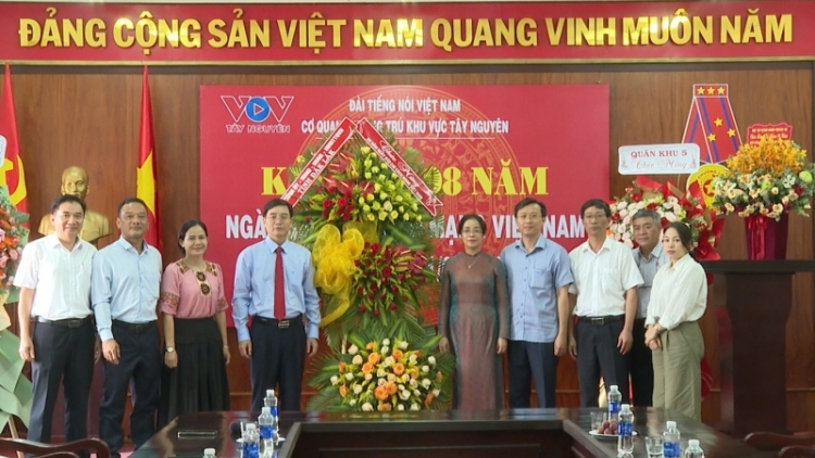 Kăn pơkuâ hnê ngăn cheăng Đảng kong pơlê Dak Lak lăm pôu ƀă rơkâu Kơ koan teăng mâ Rơ’jíu Việt Nam a kơpong Tây Nguyên