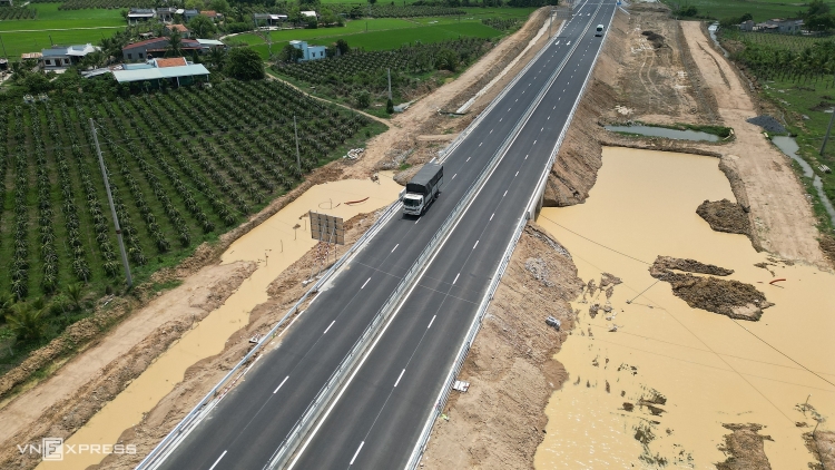 IEU KAKEI DOM PO THAU NGAK SALAH DOM DANAK DAK TATUA CẦU VƯỢT, CANAH DUA GAH JALAN CAO TỐC VĨNH HẢO – PHAN THIẾT SAONG PHAN THIẾT– DẦU GIÂY DALAM BILAN 6 INI