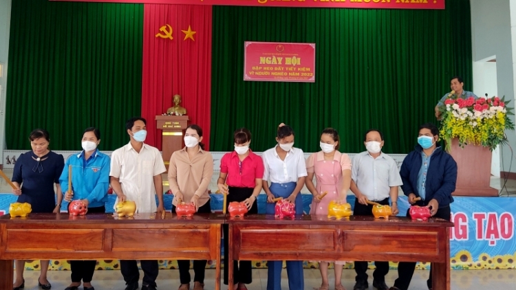 Dak Lak: Bi hơĭt klei hdĭp mnuih ƀuôn sang mơ̆ng hdră Rông hruh ŭn