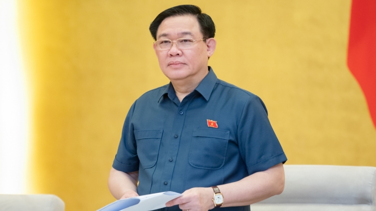 T’ngay pa bhrợ tr’nơợp âng pr’họp Ủy ban Thường vụ Quốc hội bhlưa 2 g’luh âng pr’họp Quốc hội