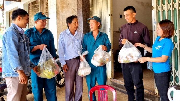 Dăk Lăk: Bềng nùs nhơm niam kwang bàng, cau ling bal mờ làng bol tàm tiah ƀòn lơgar