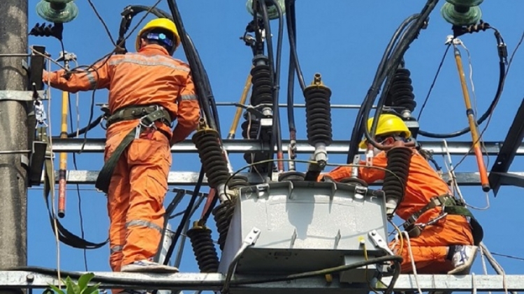 Khua knŭk kna mtrŭn asăp brei mđĭ kmiêt mkriêm pui kmlă