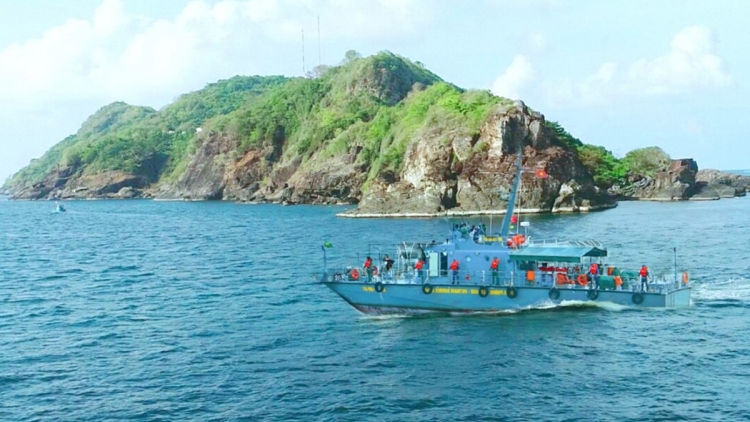 ពត៌មាន ម៉ោង​ ៦