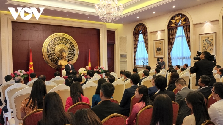 Khua knŭk kna Phạm Minh Chính bi tuôm hŏng êpul êya mnuih Việt Nam ti China 