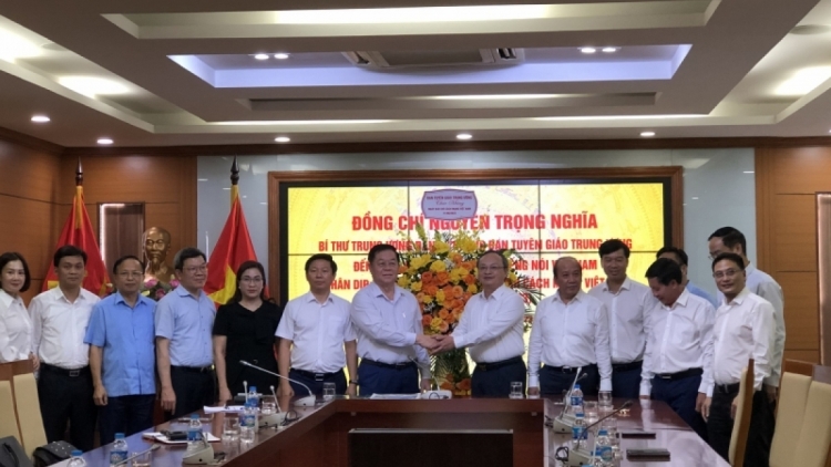 Khua anom pơtô bruă Ping gah nao bơni hơ-ơč, ngă bruă hăng Gong phun pơtui jua pơhiăp Việt Nam 