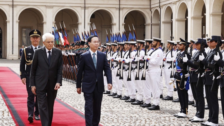 Pôa Võ Văn Thưởng, Kăn xiâm hnê ngăn tơnêi têa hôp tơpui tơno ƀă Kăn xiâm pơkuâ kong têa Italia