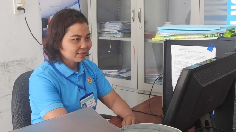 Đảng viên bi Y Chon là cau lam lài bơh cau ùr xã tiah nhàr lơgar Đăk Dục dê