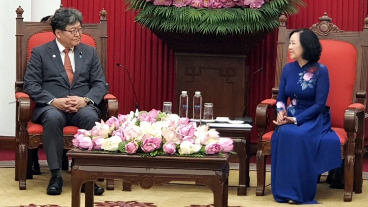 Japon dlăng myuôm Việt Nam hlăm hdră êlan hŏng krĭng wăl