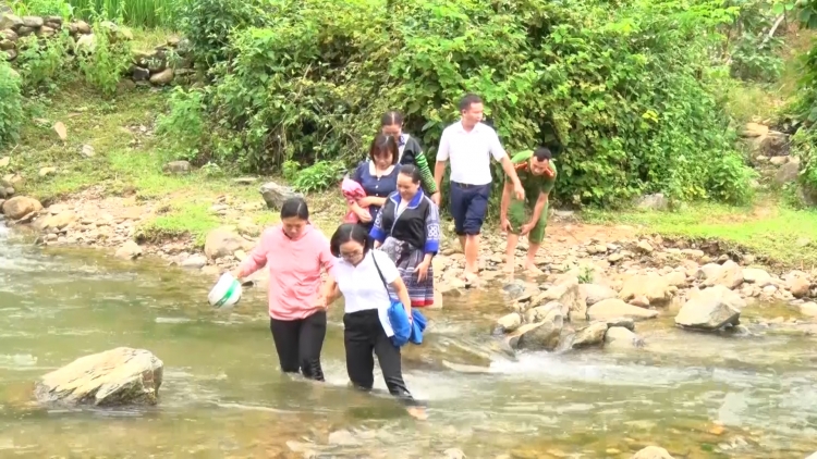 Mơdêk hlê plĕng ‘na luât ăm hdroâng kuăn ngo