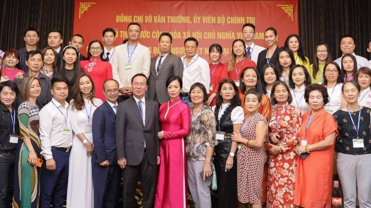 Pôa Võ Văn Thưởng, Kăn xiâm hnê ngăn tơnêi têa lăm pôu kong têa Áo, Italy ƀă Hngêi khôp xiâm Vatican