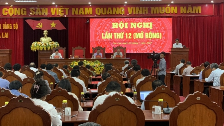 Gia Lai mơdêk ăm xo liăn ngân ‘no mơjiâng tơmeăm khoăng