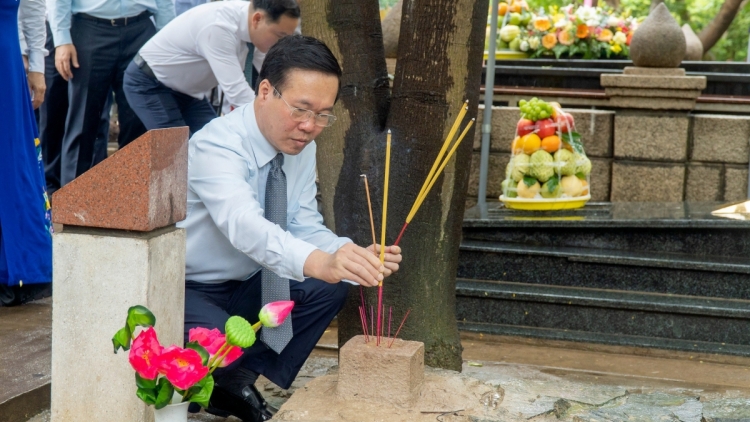 Pôa Võ Văn Thưởng, Kăn xiâm hnê ngăn tơnêi têa chôu nhang tơbâ mâu Ngoh khên tơnôu ki hiăng hlâ a Côn Đảo