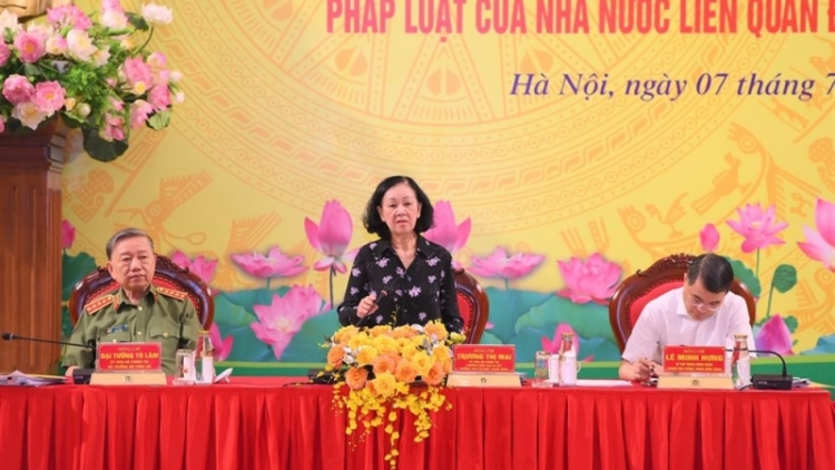 Hôp tơpui tơdroăng ‘na troăng rơhlâ dêi Đảng, luât tơnêi têa ki tơdjâk troh kơpong Tây Nguyên  