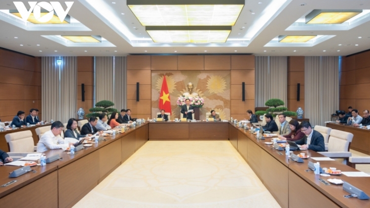 Ủy ban Kinh tế Quốc hội k’rong pay boọp p’rá đắh dự thảo Luật k’tiếc k’bunh (bhr’lậ)