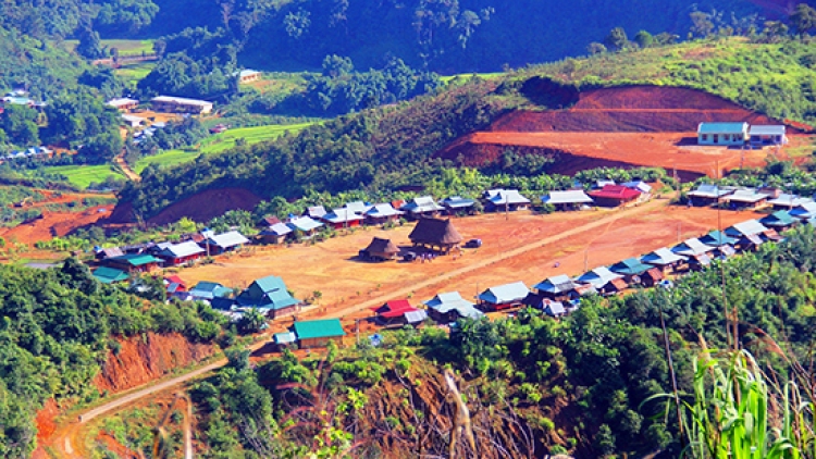 Tơơp bhrợ công trình chợ Tây Giang, tỉnh Quảng Nam