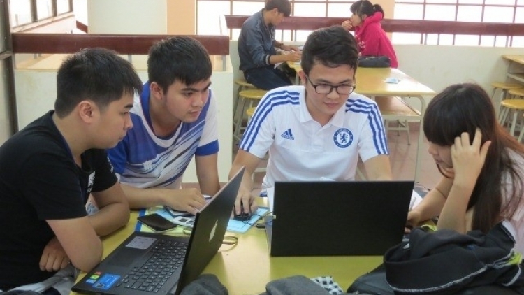 Đại họk Tây Nguyên li la broă lơh sac rơ wah cau bơsram