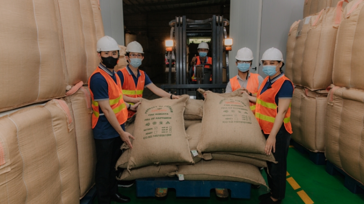  Dak Lak ba čhĭ kphê jăk djŏ hdră