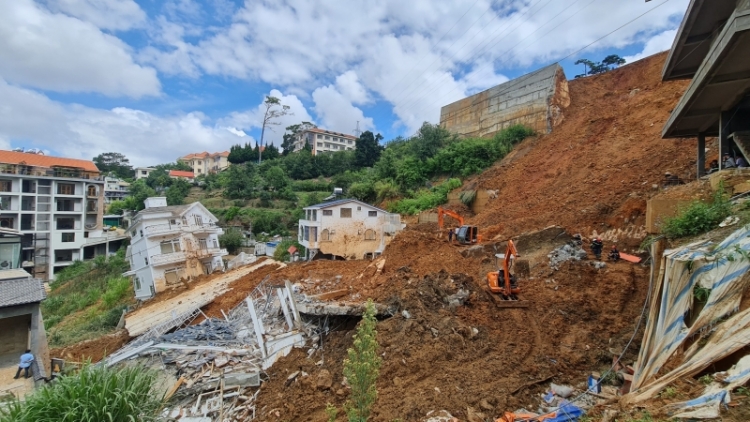 Kruanh UBND Lâm Đồng đă n’hao nău nchrăp njrăng n’gang trôk nar lơh