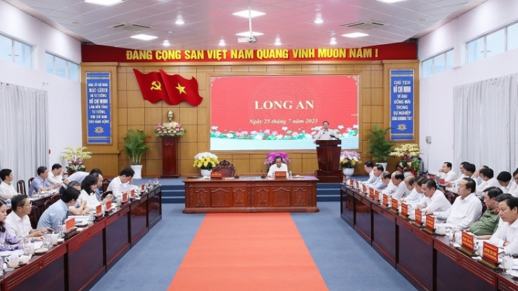 Thủ tướng Phạm Minh Chính pah kan đah kruanh n’gor Long An 