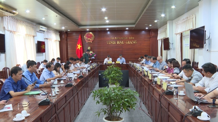 ពត៌មាន​ម៉ោង១៥